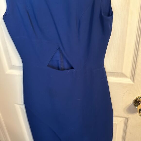 BCBG MaxAzria Annabel Blue Cutout Sheath Dress Size 4 - Picture 4 of 9